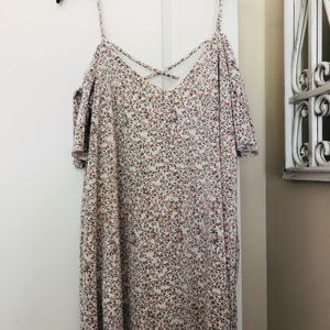 Super cute boutique top!